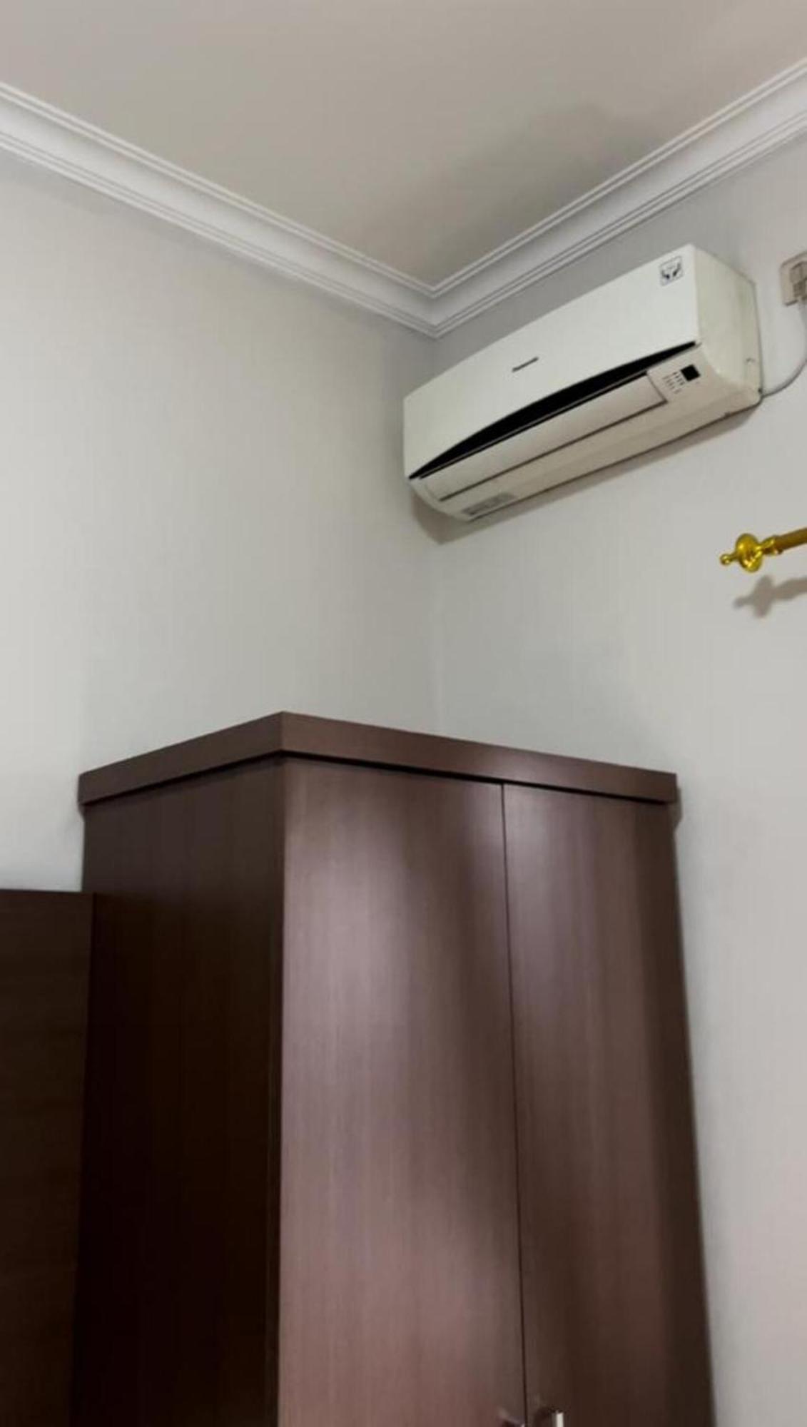 Hens Guesthouse Syariah Gadobangkong Exterior photo